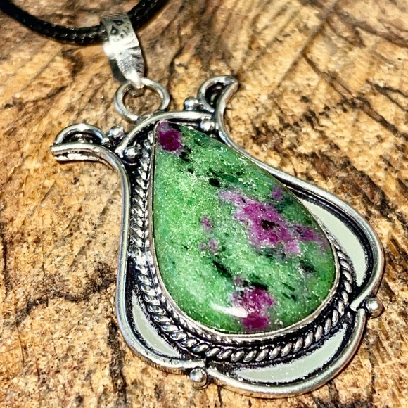 Tanzaniate Ruby Zoisite Pendant 2 1/4” - Picture 4 of 13